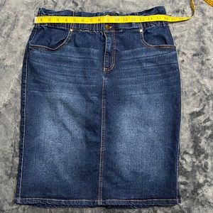 Dark Wash denim D.jeans pencil skirt